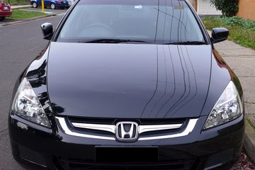 Sedan Mesin Bertenaga Fitur Unggul Lirik Honda Accord Bekas Dilego Cuma Rp 100 Jutaan Gridoto Com