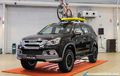 Isuzu MU-X Lawas Macho Gaya ALTO, Bawa Sepeda dan Papan Surfing Segala