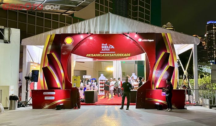 Perayaan satu dekade Shell Helix Astra di Indonesia dilaksanakan di Balai Sarbini, Semanggi, Jakarta Selatan (12/12/2023).