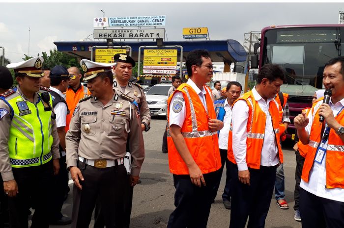 Jasa Marga, BPTJ dan Korlantas Polri saat peninjauan di Tol Bekasi Barat