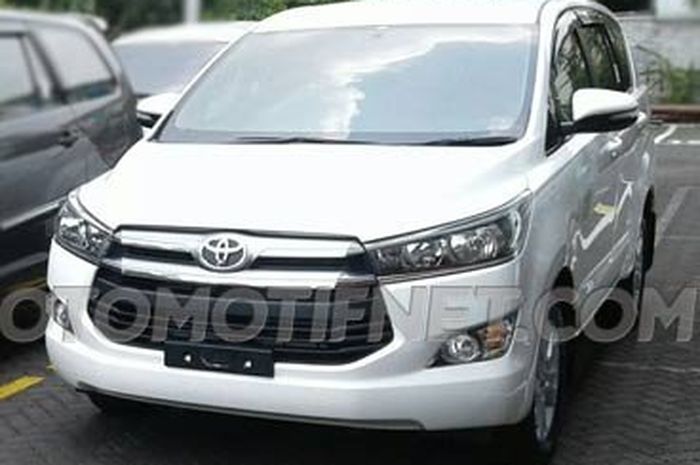 Sudah Sampai Dealer, Nih Penampakan All New Kijang Innova 2.4 V