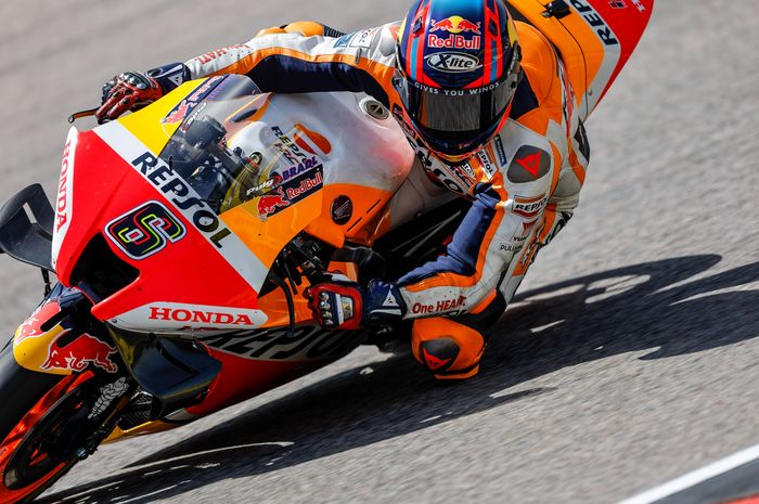 Test rider Stefan Bradl jadi satu-satunya pembalap Honda yang finish pada MotoGP Jerman 2022