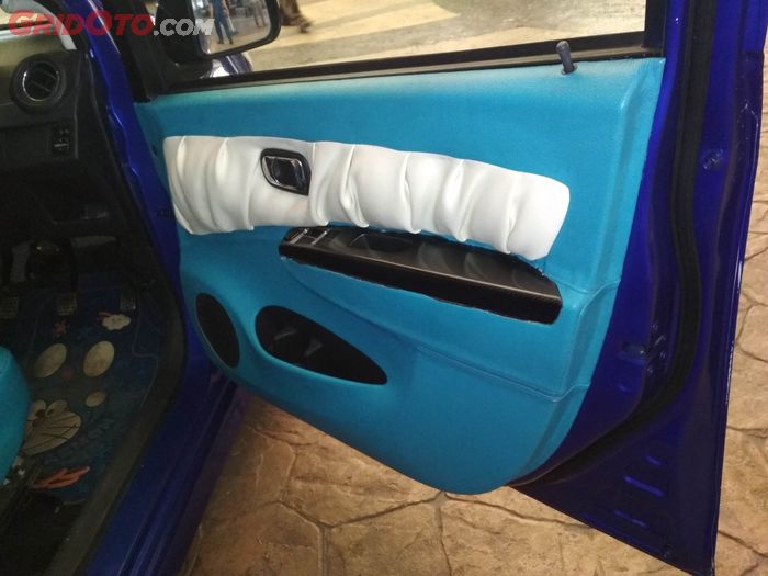 door trim juga lapis MBtech Camaro