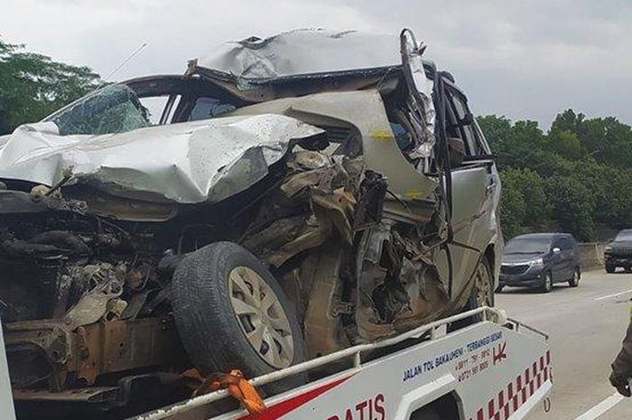Tips mengurangi tingkat kecelakaan di jalan tol.