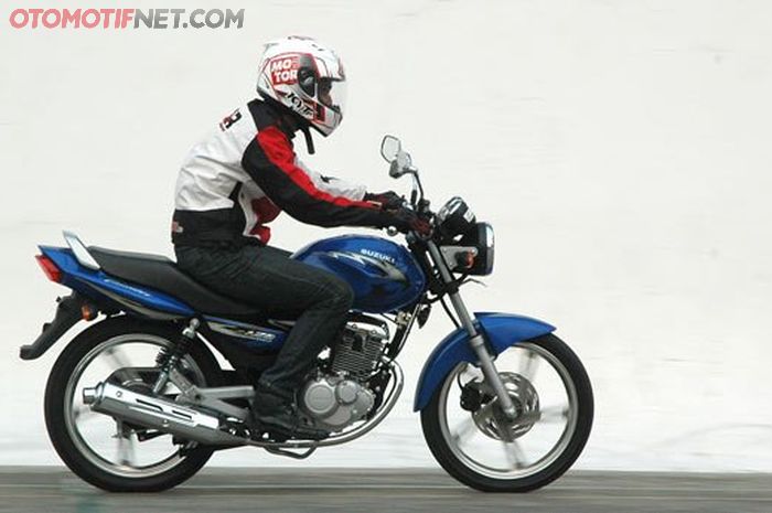 Ilustrasi Suzuki Thunder 125