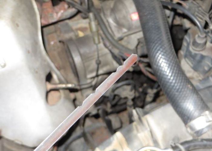 Cara Pengecekan Oli Transmisi Otomatis Ada Dua Teknik Berbeda Nih Gridoto Com