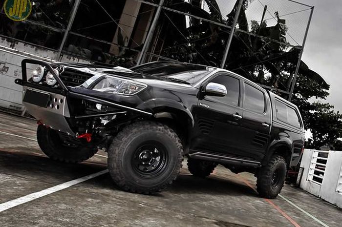 Modifikasi Off-Road Toyota Hilux