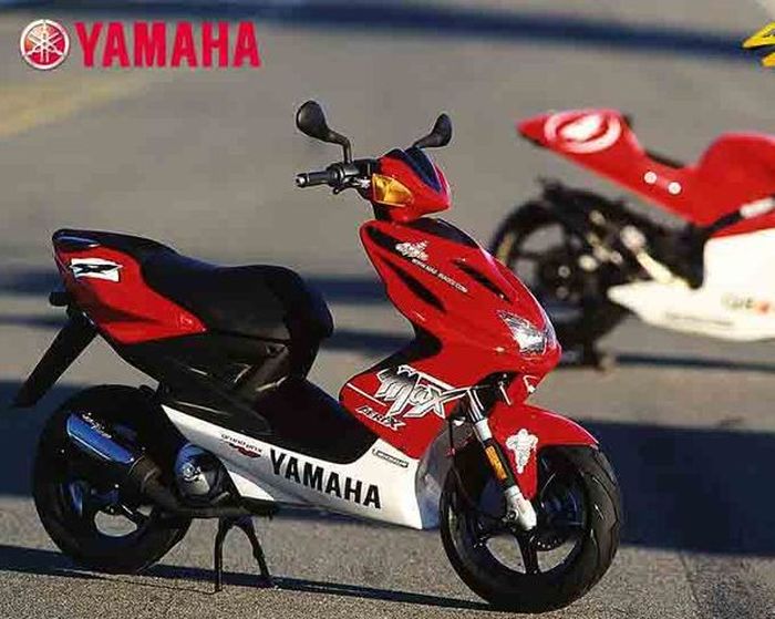 Yamaha Aerox YQ100 livery edisi khusus 