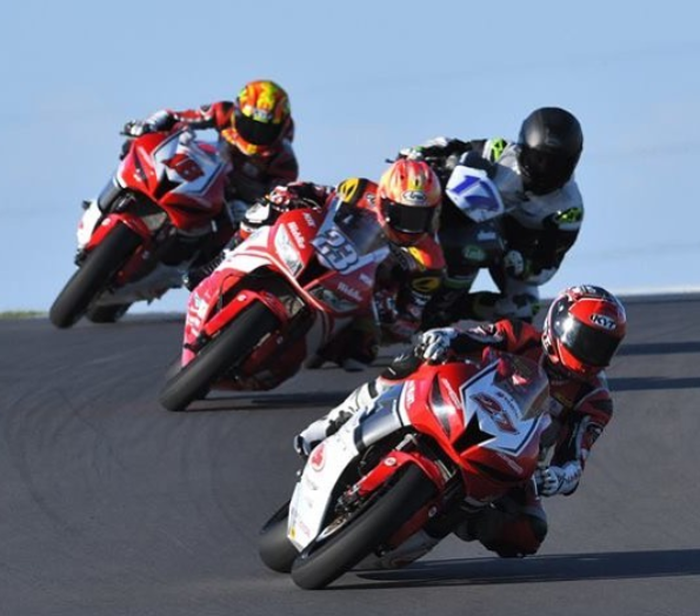 Pembalap Indonesia berkomeptisi di kelas Supersport 600 balap Asia Road Racing Championship (ARRC)
