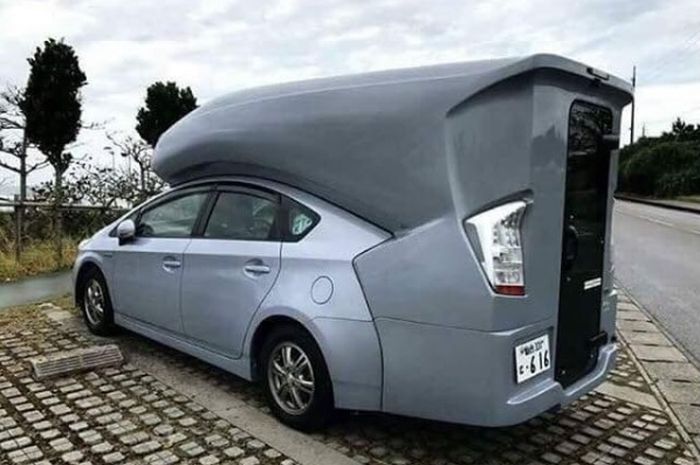 Prius camper