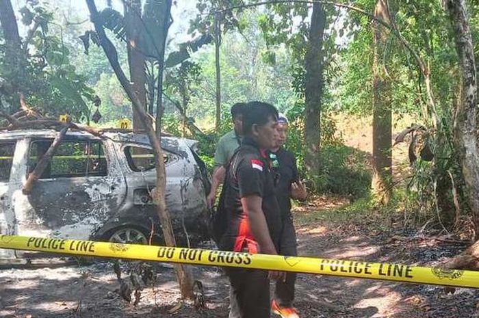 Bos rental tewas dan tiga lainnya luka-luka saat akan ambil Mobilio rental di pati