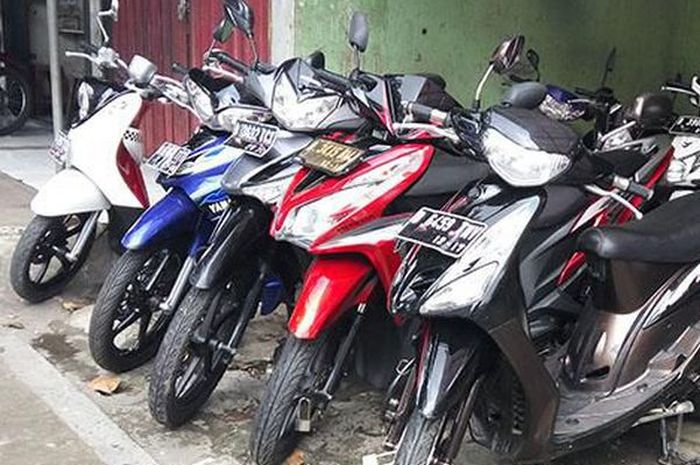 Sepeda motor bekas di Condet Jakarta TImur