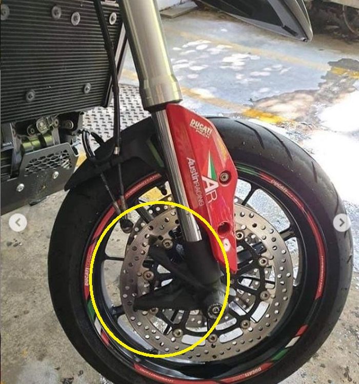 Kaliper rem depan Ducati Multistrada dimaling