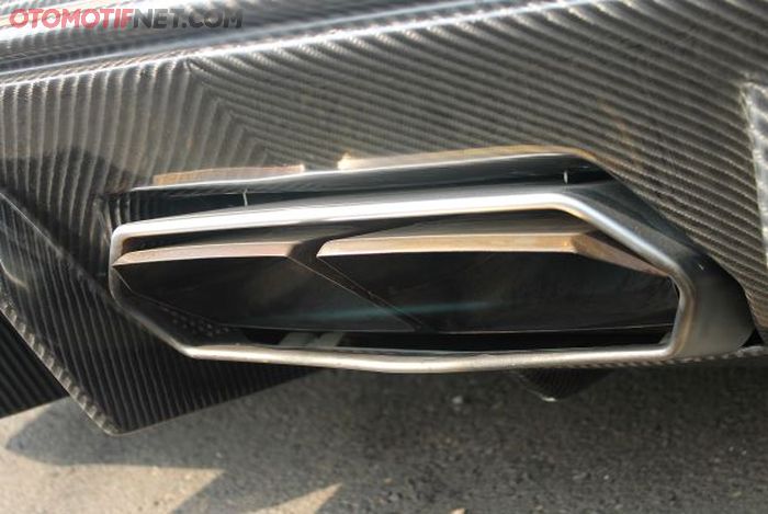 Knalpot ganti dengan lansiran Lamborghini Racing