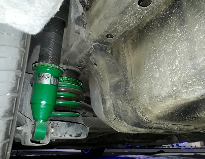 Coil over Tein, jadi menu ubahan di kaki-kaki