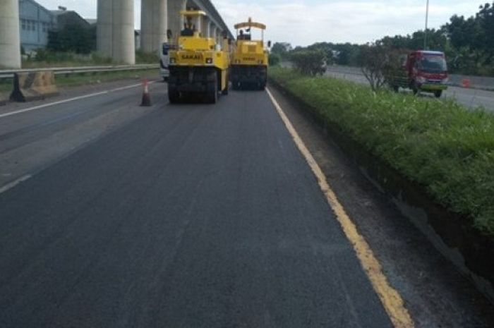 Jasa Marga bakal lakuka perbaikan jalan di ruas tol Cipularang mulai besok, Senin (29/08/2022).