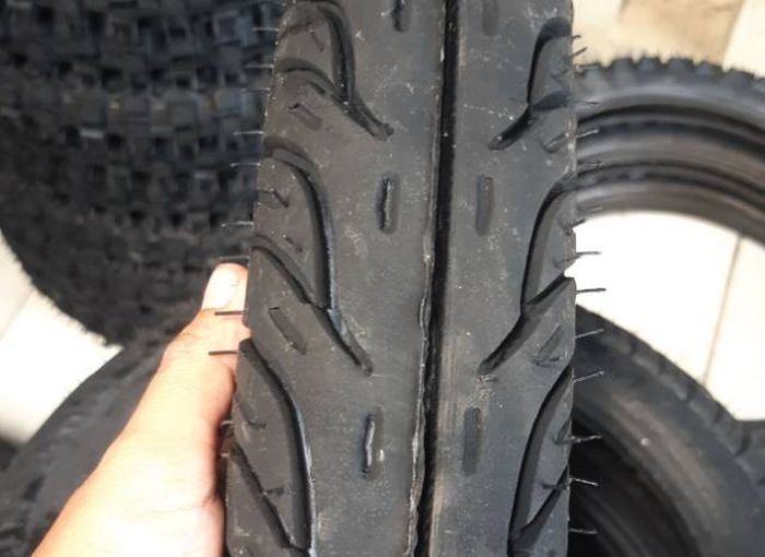 Ban motor vulkanisir