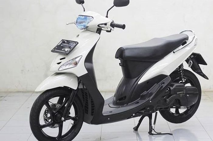 Pasang Lampu led di motor matic