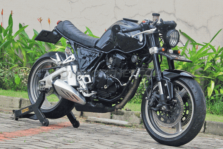 Modifikasi Yamaha Scorpio Cafe Racer Kekar Pakai Kaki Moge Gridoto Com