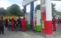Gara-gara Patuhi Imbauan Pertamina Saat Isi Bensin, Pemotor Ini Malah Jadi Pusat Perhatian