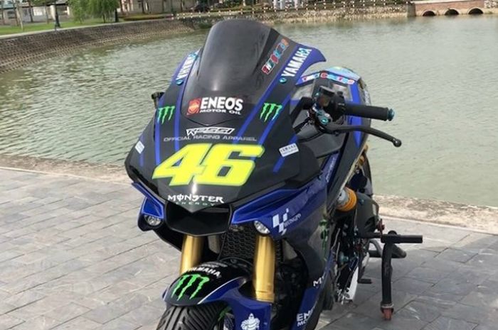 Yamaha MX King berkepala Yamaha R1