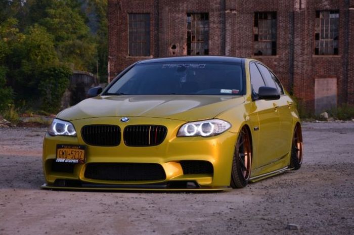 Modifikasi BMW Seri-5 F10 tampil menawan bergaya stance VIP