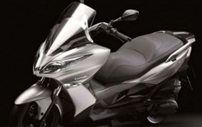 EICMA: Spesifikasi Skutik Baru Kawasaki J300, Powernya 29 DK!