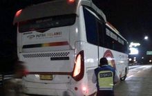 Pahami, Ini Arti Kode Lampu Sein dari Bus AKAP agar Aman Dijalanan