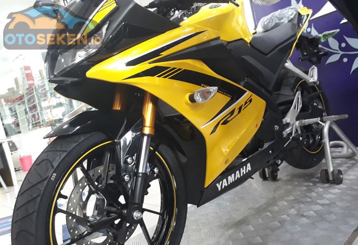 All New R15 2018 gunakan suspensi upside down