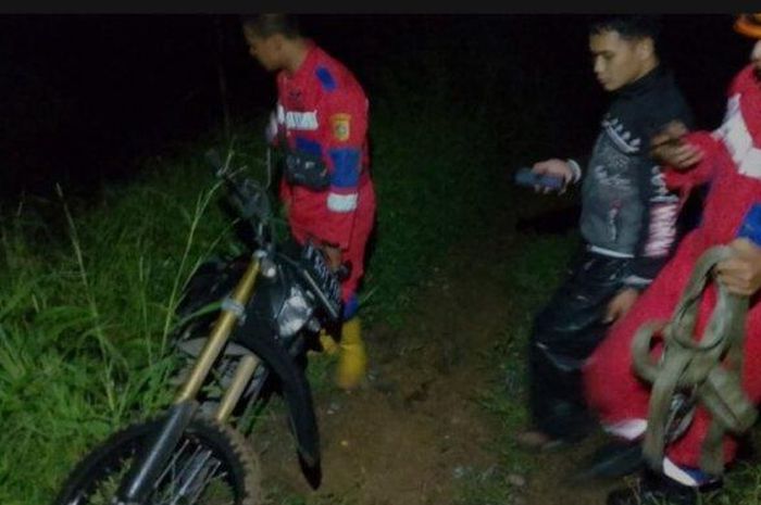 Honda CRf150 tersesat di hutan usai ikuti suara mbah-mbah terkenal