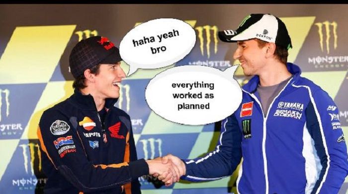 Meme Jorge Lorenzo dengan Marc Marquez