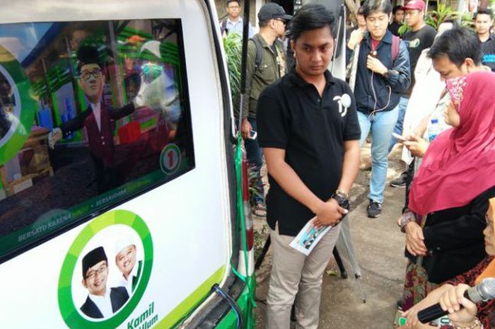 Animasi Ridwal Kamil di mobil Avatar yang bisa diajak ngobrol warga