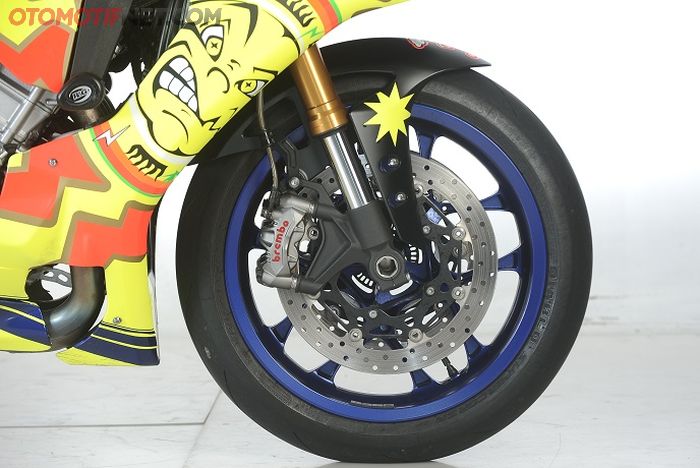 Kaliper Brembo GP4-RS harus ditambah spacer agar bisa terpasang sempurna