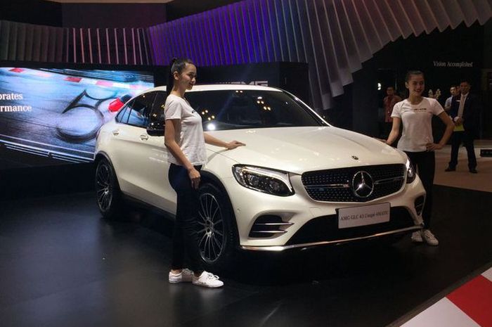 Mercedes-Benz saat tampil di pameran otomotif yang diprakarsai Gaikindo (GIIAS)