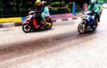 Bikin Celaka, Minyak Berceceran di Jalanan Tanjung Priok, Motor Pun Berjatuhan