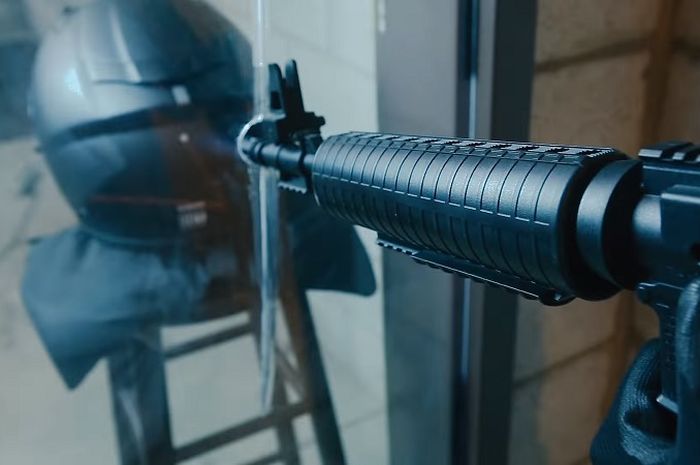 Tes helm secara ekstrem