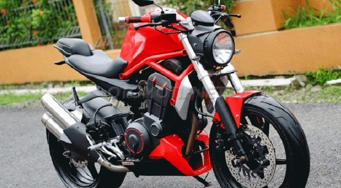 Modifikasi Honda Tiger ala Ducati Monster