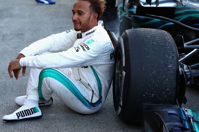 Lewis Hamilton. Tak terkejar