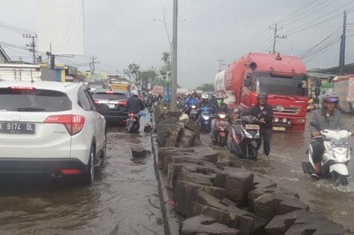 Banjir rob Semarang