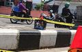 Pemotor Mencurigakan Taruh Tas Di Trotoar, Pas Diledakkan, Ini Isinya