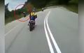 Video Detik-detik Pemotor Masuk Jurang Usai Lakukan Cornering