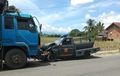 Berbuntut Panjang Nih, Mobil Dinas Polisi Adu Banteng Sama Truk Fuso di Aceh