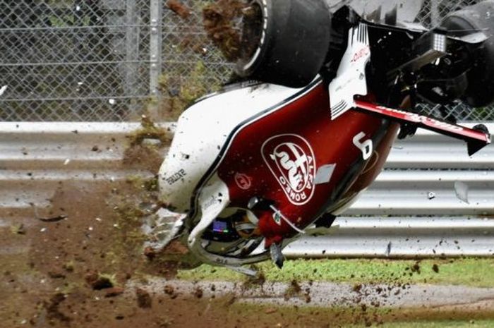 Marcus Ericsson crash di FP2 F1 Italia