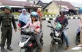 Gara-gara Posisi Duduk Saat Boncengan Motor, 17 Wanita Dirazia