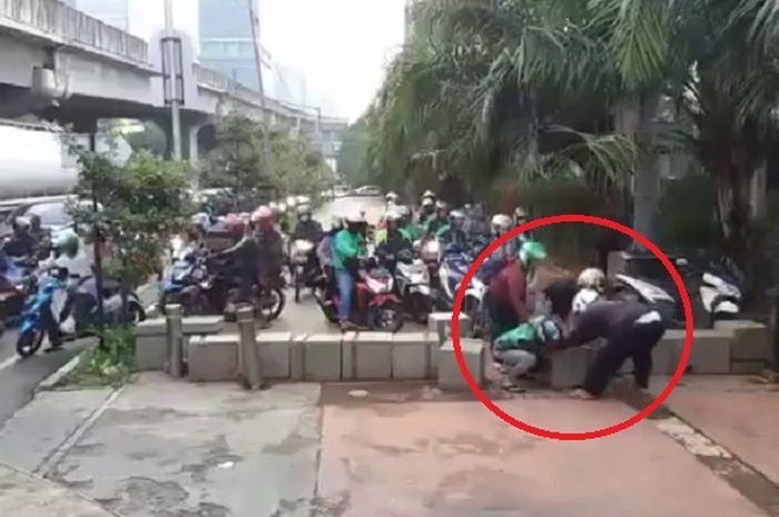 Pemotor bongkar paksa