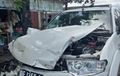 Pajero Sport 'Cacat Wajah', Asal Belok Kanan Disambar Kereta Api