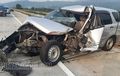 Gara-gara Bangkai Anjing, Daihatsu Terios Ringsek di Tol Pandaan-Malang