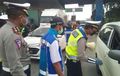 Suzuki Satria dan Kawasaki KLX Diamankan, Dua Polisi Ditabrak Saat Patroli PSBB