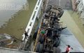 Tiga Truk Dan Satu Motor Nyusruk, Dua Orang Tewas Akibat Jembatan Nasional Ambruk di Tuban, Jawa Timur