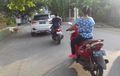 Pengendara Motor Satu  Kabupaten Ini Ogah Pakai Helm, Alasannya Bikin Nggak Percaya
